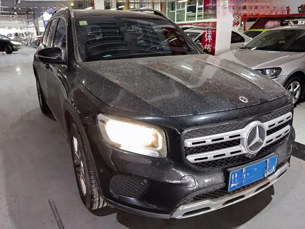 MERCEDES BENZ GLB 2021