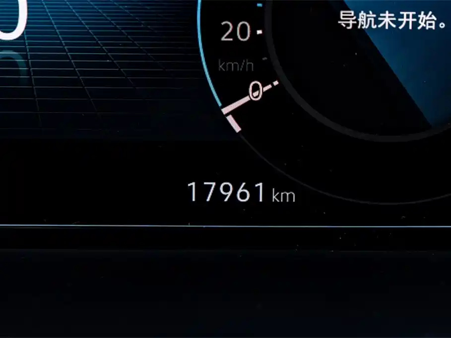 VOLKSWAGEN TOURAN 2022