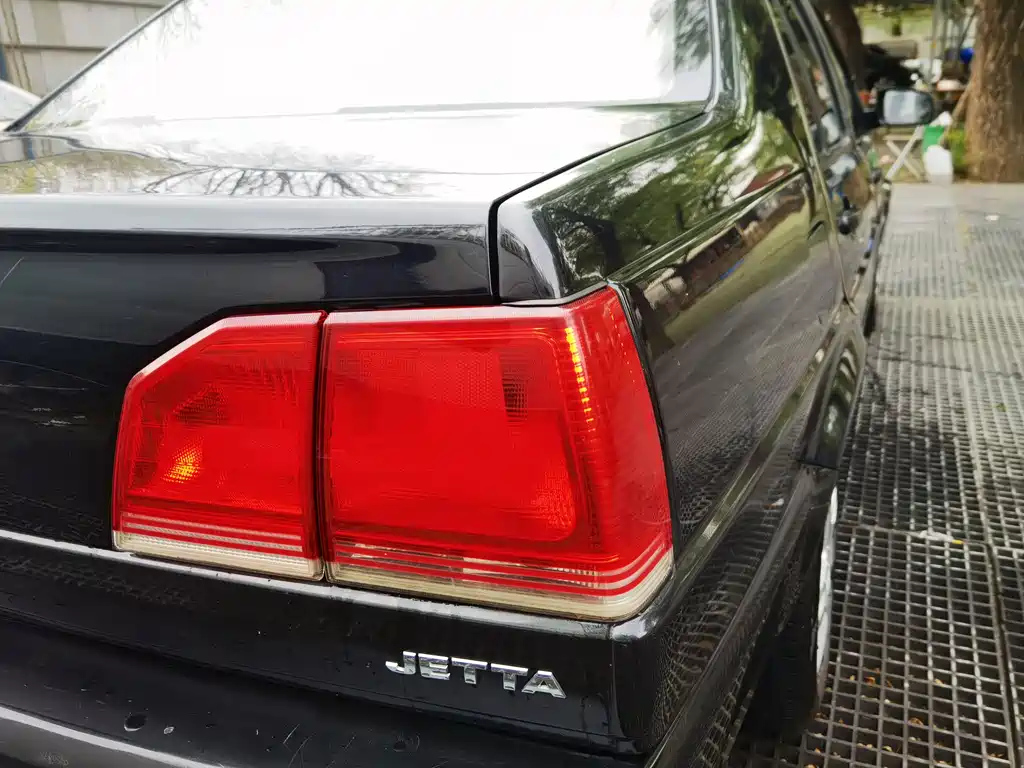 VOLKSWAGEN JETTA 2012