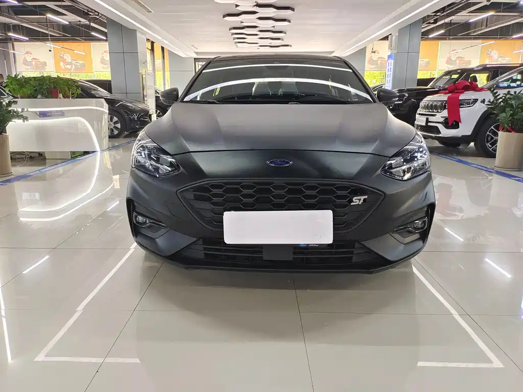 FORD FOCUS 2021