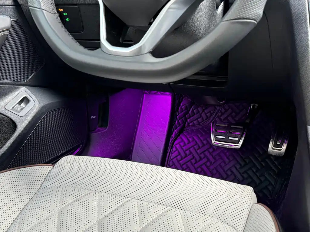 VOLKSWAGEN MAGOTAN 2023