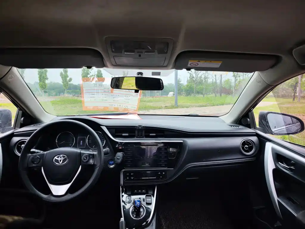 TOYOTA COROLLA 2019