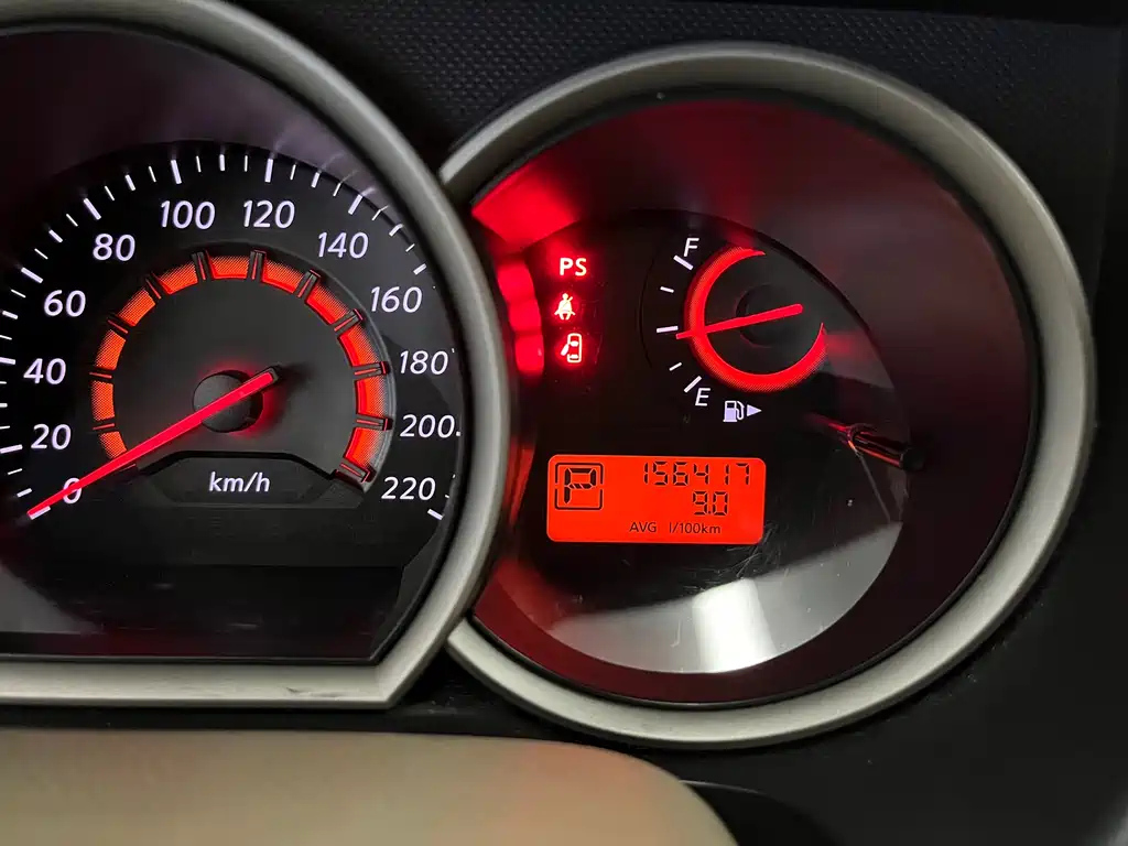 NISSAN SYLPHY 2015