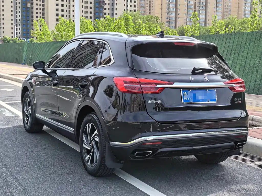 HONGQI HS5 2022