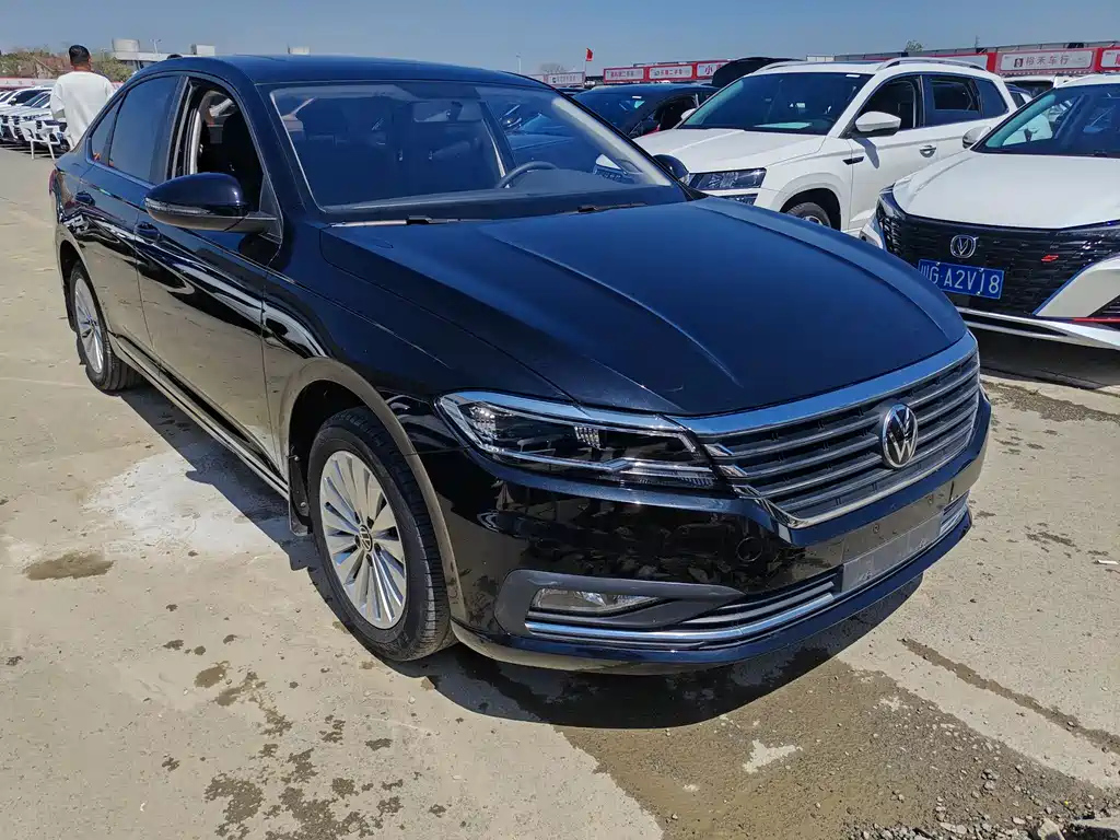 VOLKSWAGEN LAVIDA 2021