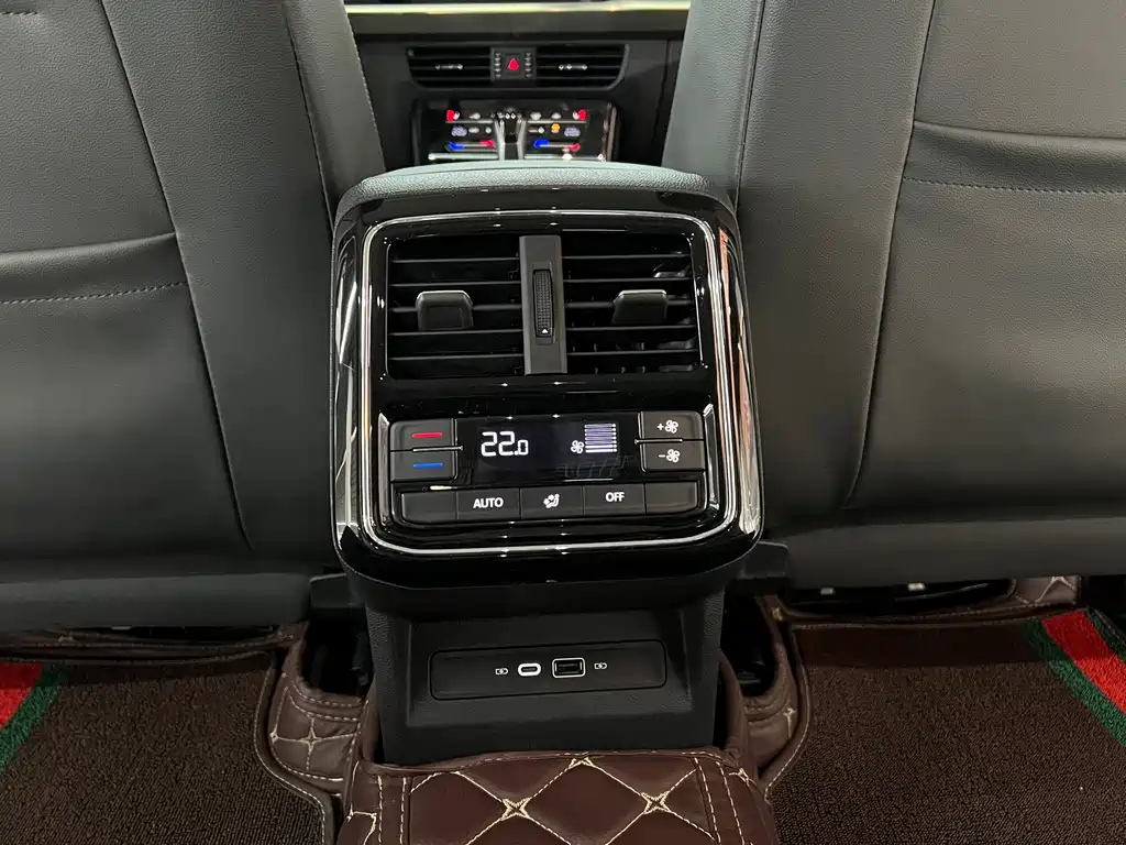 VOLKSWAGEN PASSAT 2021