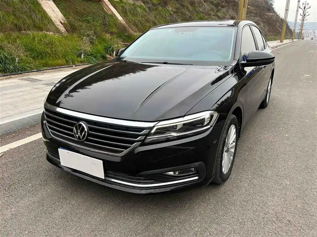VOLKSWAGEN LAVIDA 2021