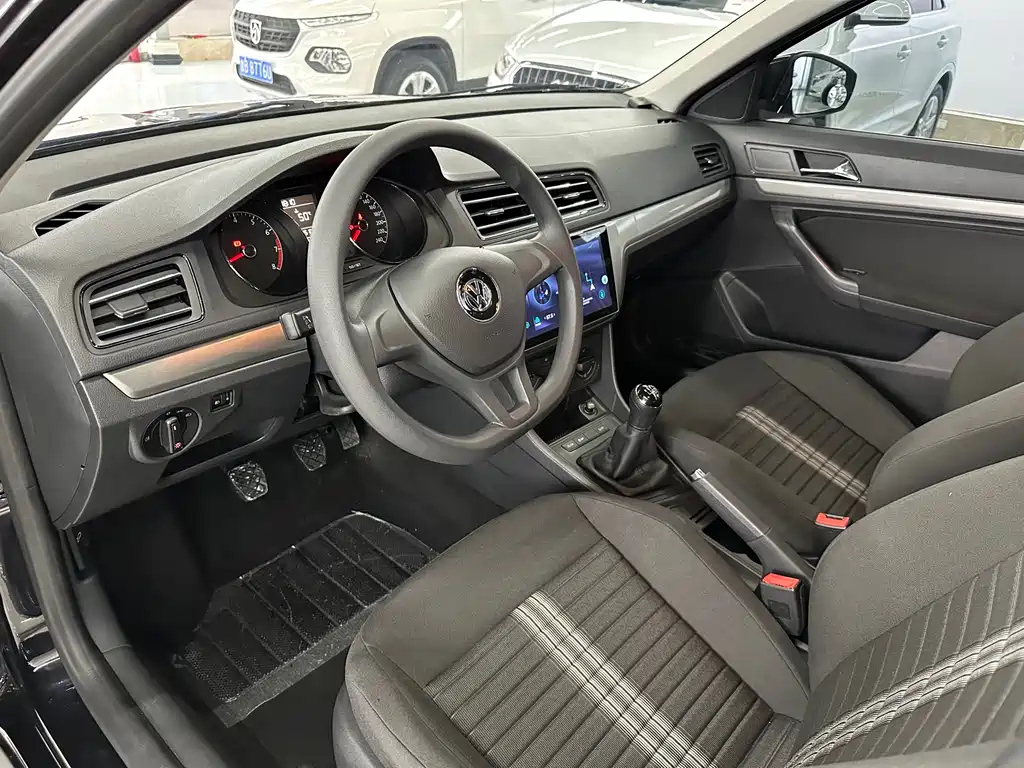 VOLKSWAGEN LAVIDA 2022