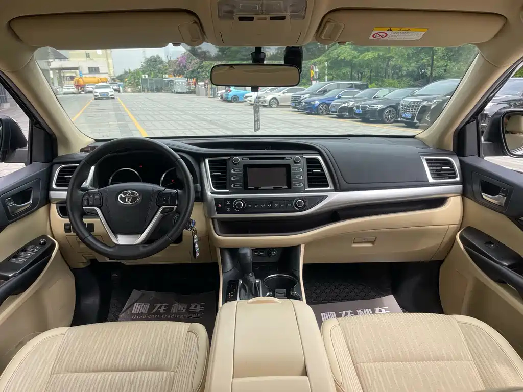 TOYOTA HIGHLANDER 2021
