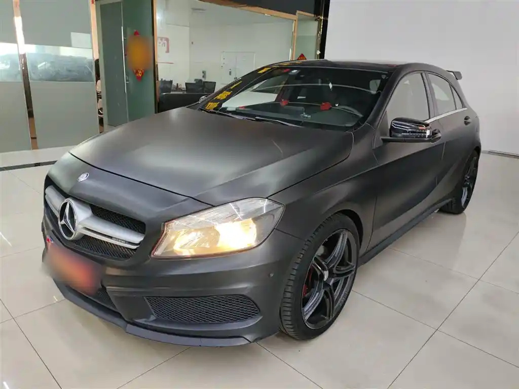 MERCEDES BENZ A-CLASS IMPORT 2016