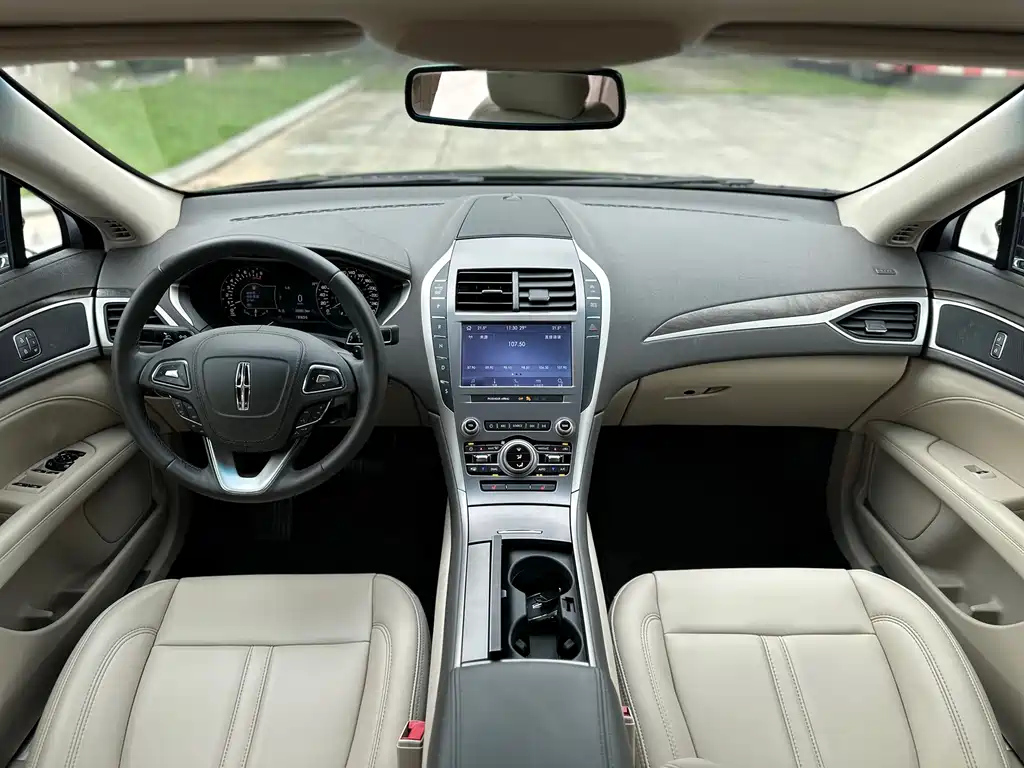 LINCOLN MKZ 2021