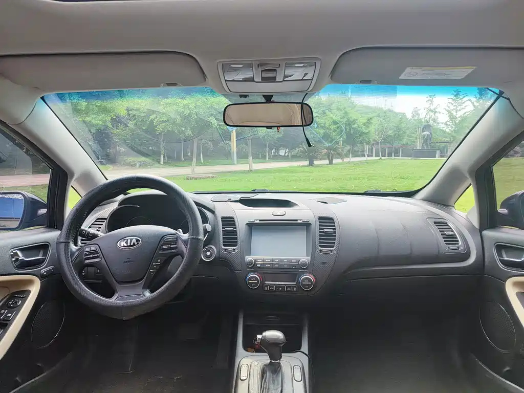KIA K3 2013