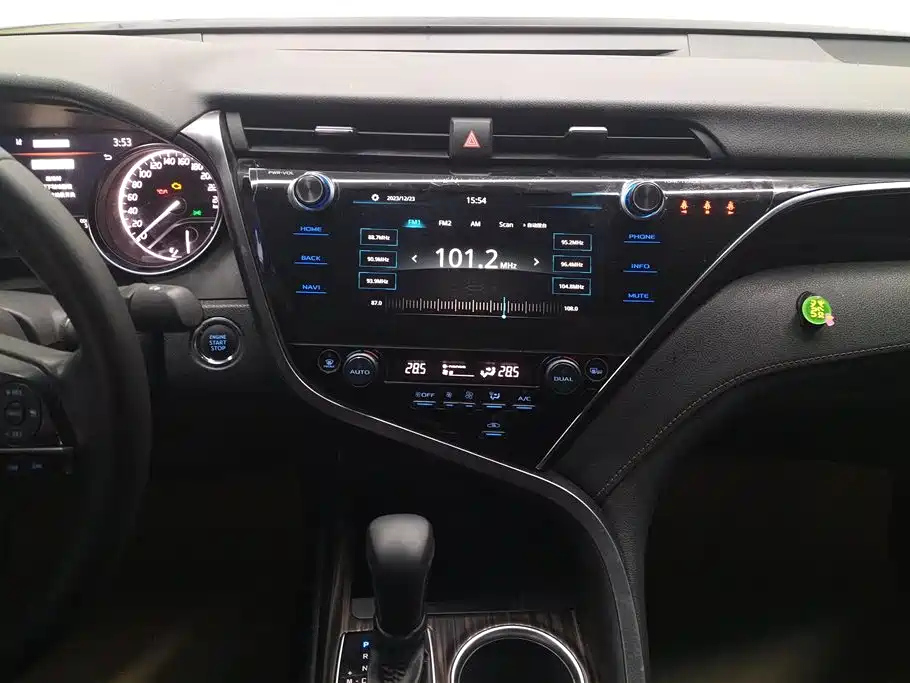 TOYOTA CAMRY 2020