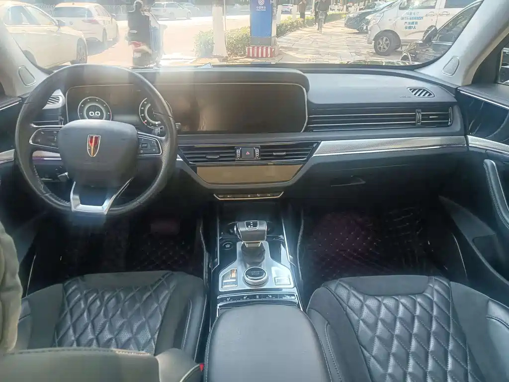 HONGQI HS5 2020