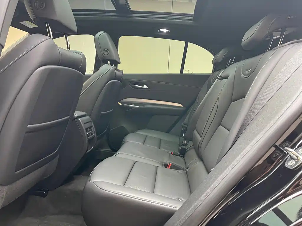 CADILLAC XT4 2022