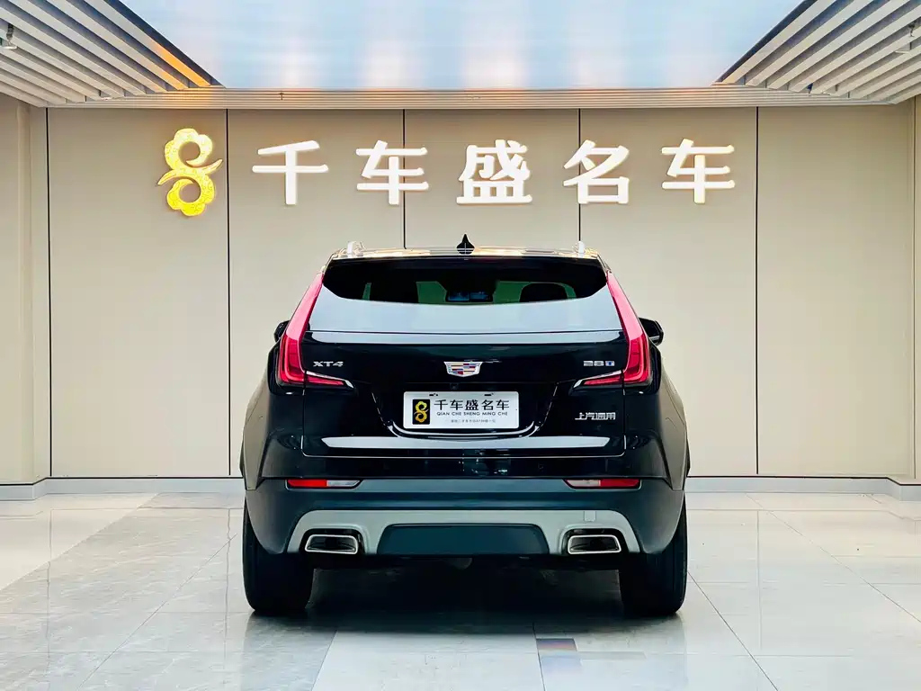 CADILLAC XT4 2022