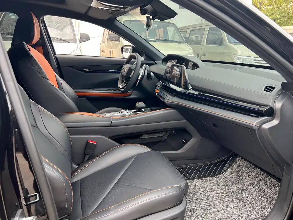 CHANGAN UNI-V 2022