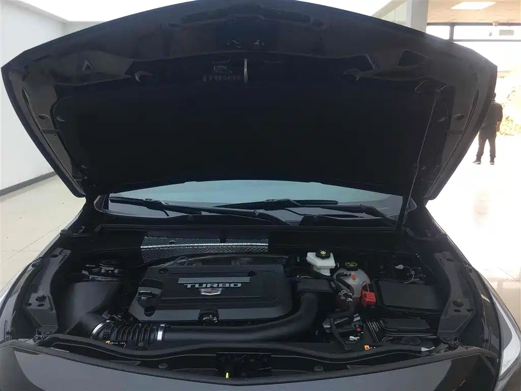 CADILLAC XT4 2023