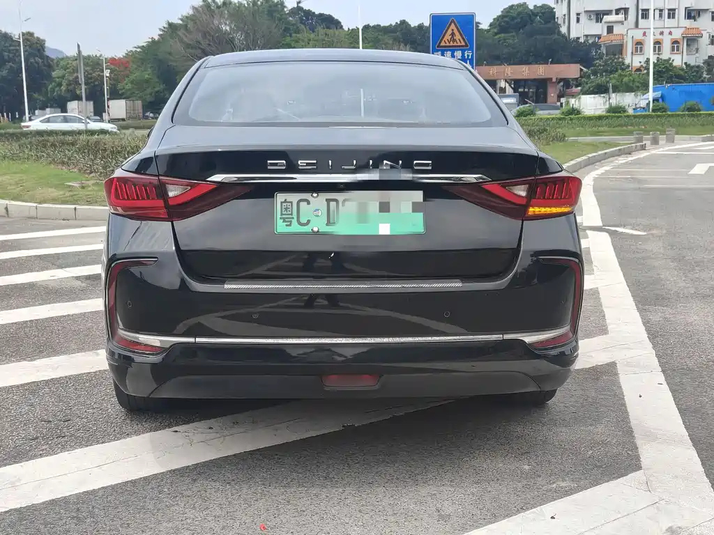 BAIC EU7 2021