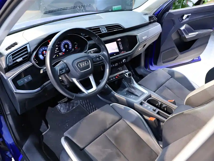 AUDI Q3 2020