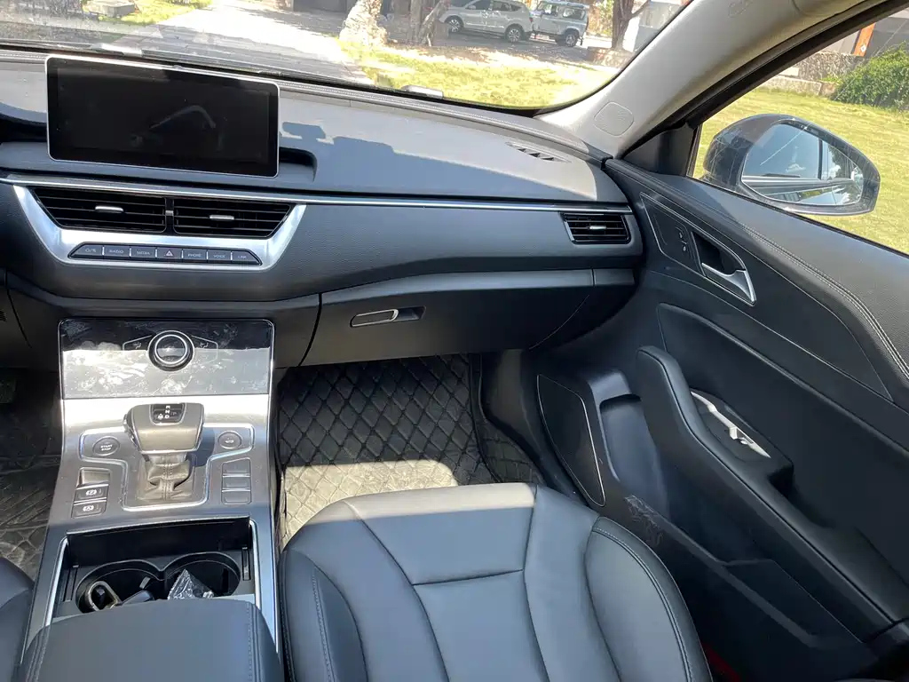 HONGQI H5 2022