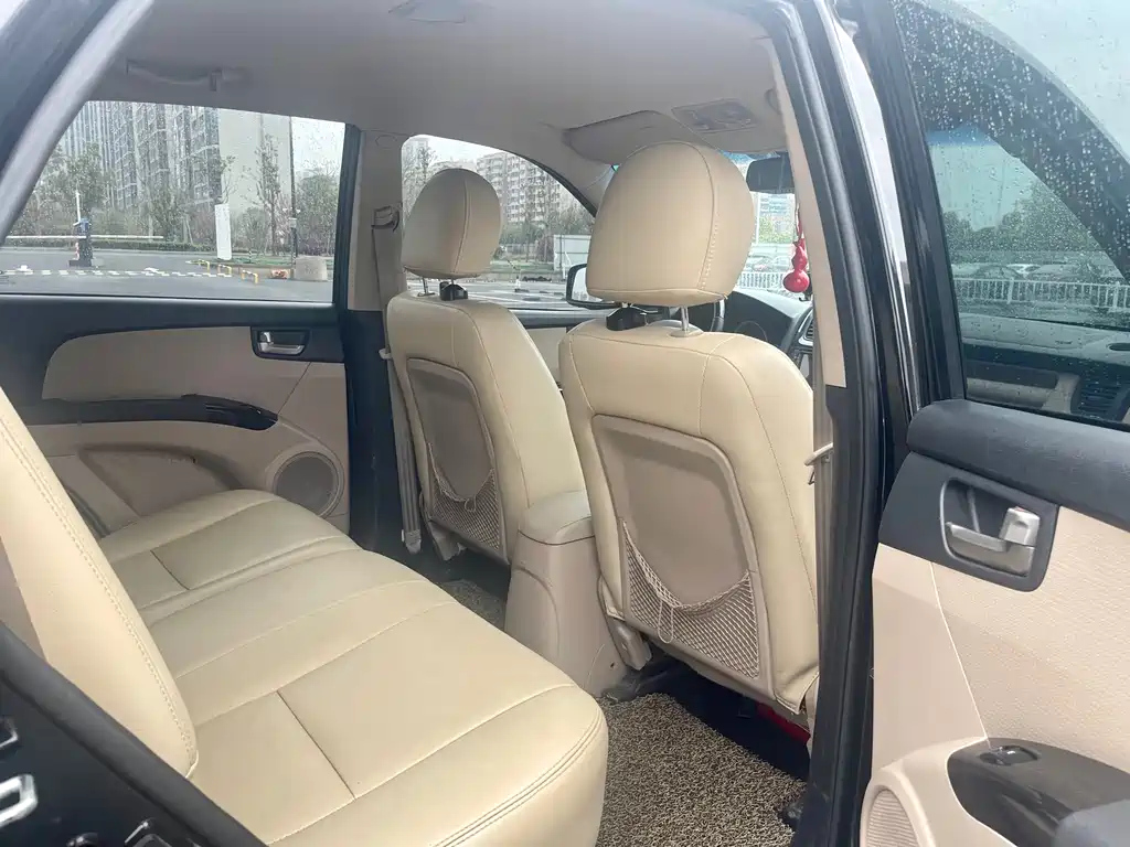 KIA SPORTAGE 2013