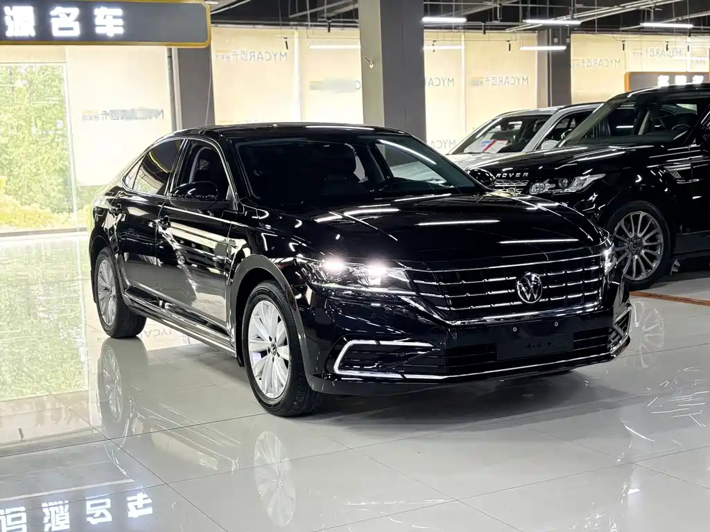 VOLKSWAGEN PASSAT 2021