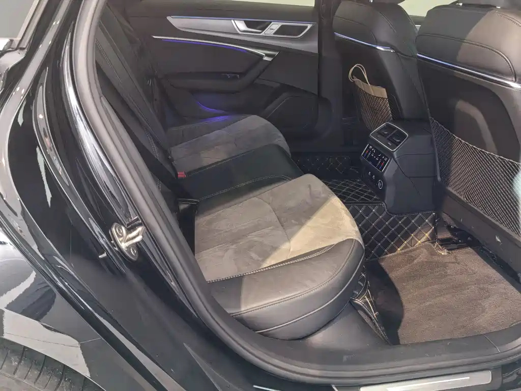 AUDI A6L 2023