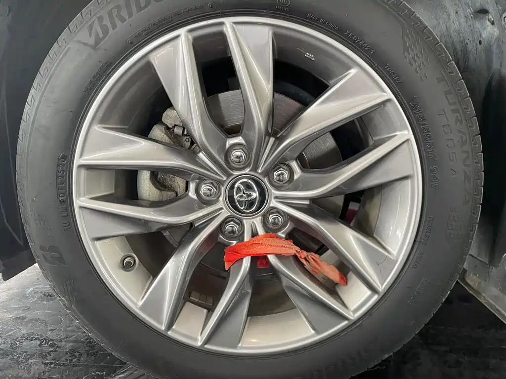 TOYOTA AVALON 2020
