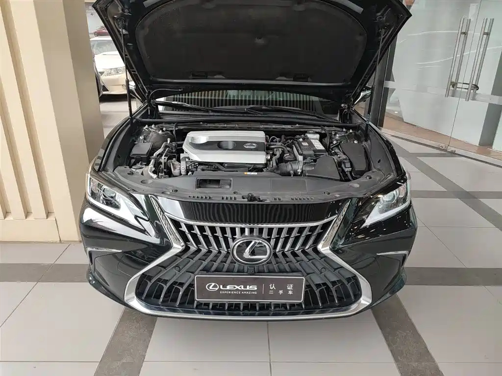LEXUS ES 2022