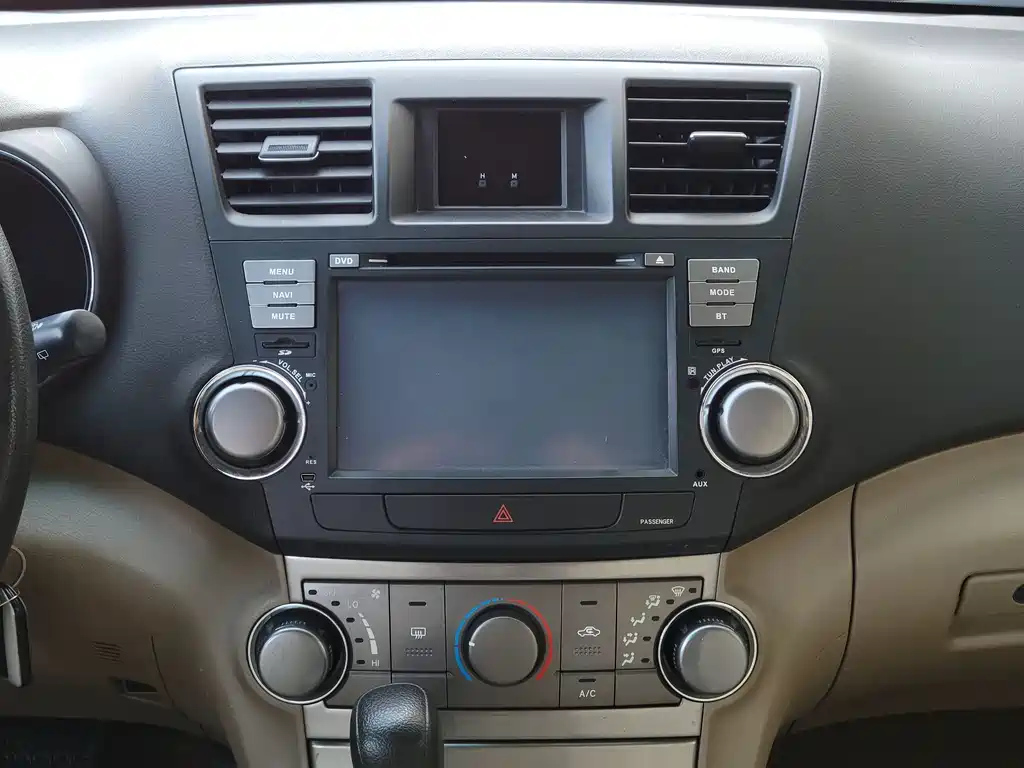 TOYOTA HIGHLANDER 2012
