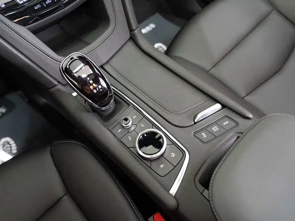 CADILLAC XT5 2022