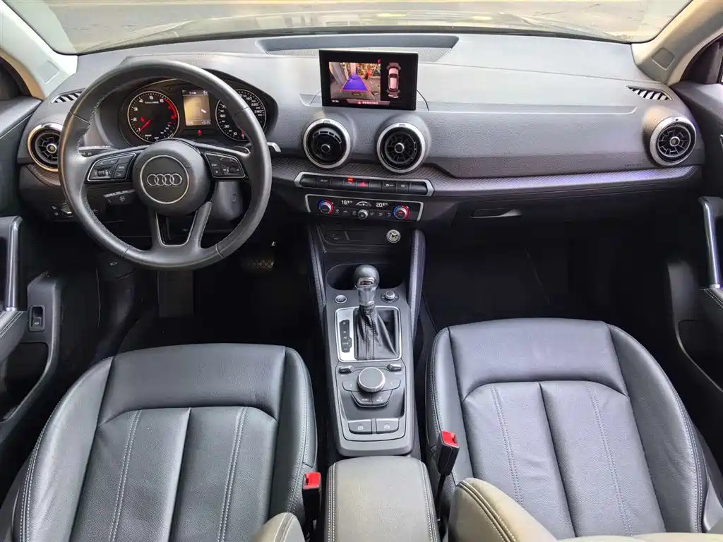 AUDI Q2L 2023