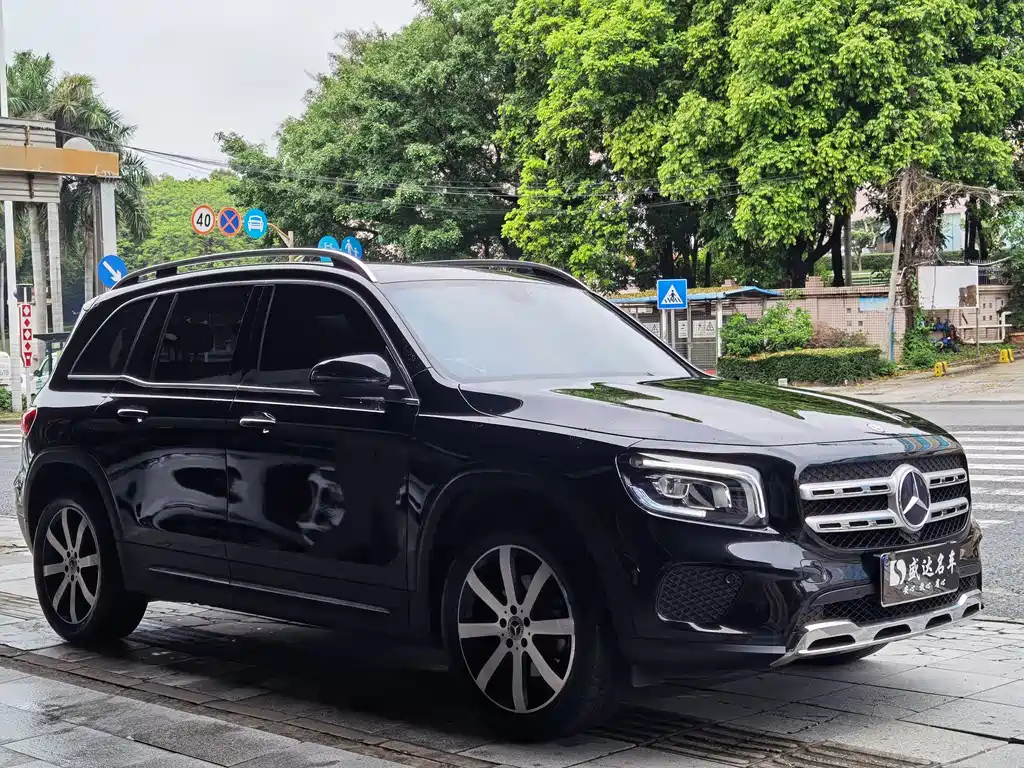 MERCEDES BENZ GLB 2020