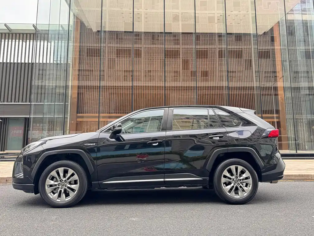 TOYOTA WILDLANDER 2021