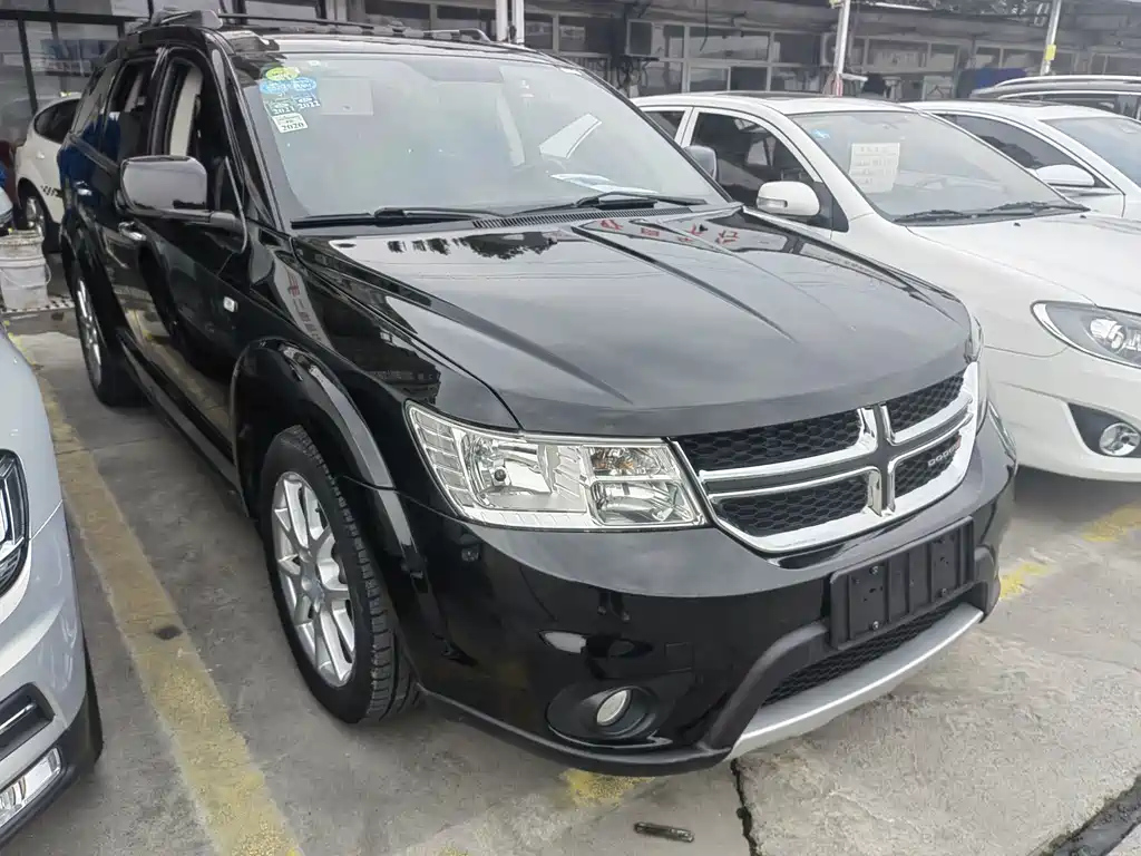 DODGE JCUV 2014