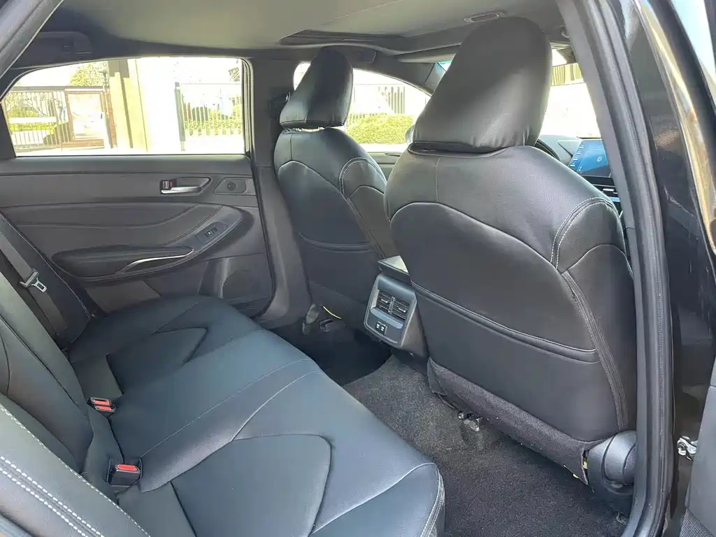 TOYOTA AVALON 2020