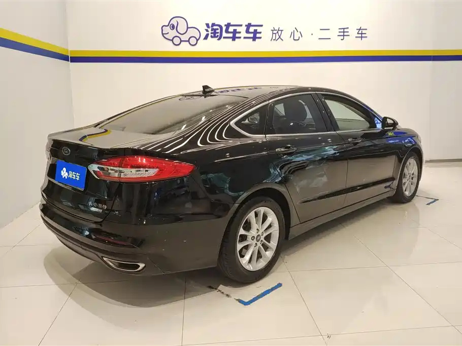 FORD MONDEO 2021