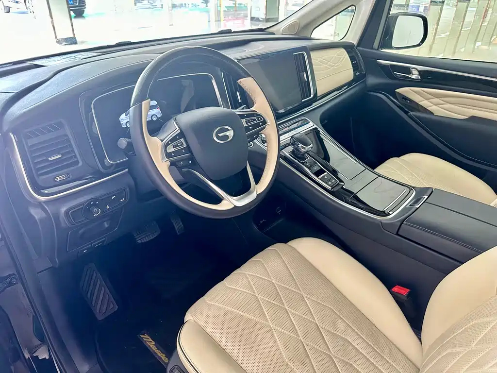 TRUMPCHI M8 2022