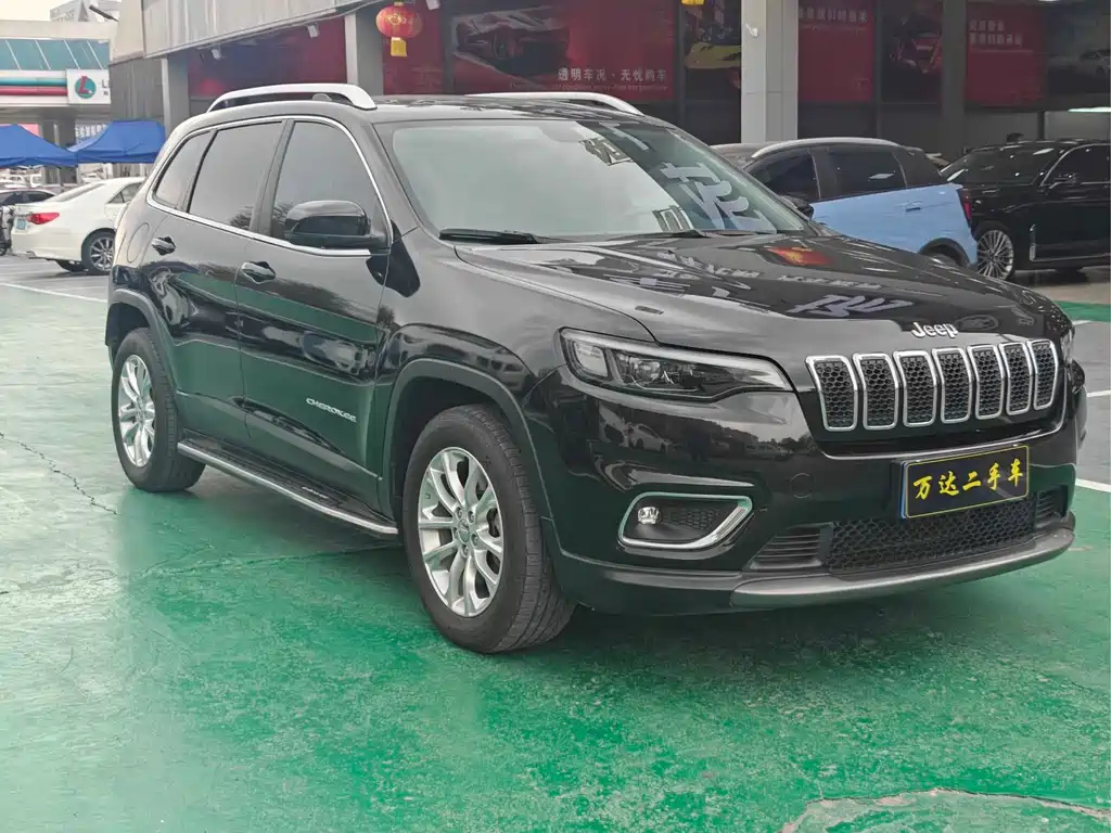 JEEP CHEROKEE 2020