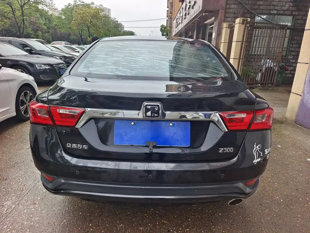 ZOTYE Z300 2016