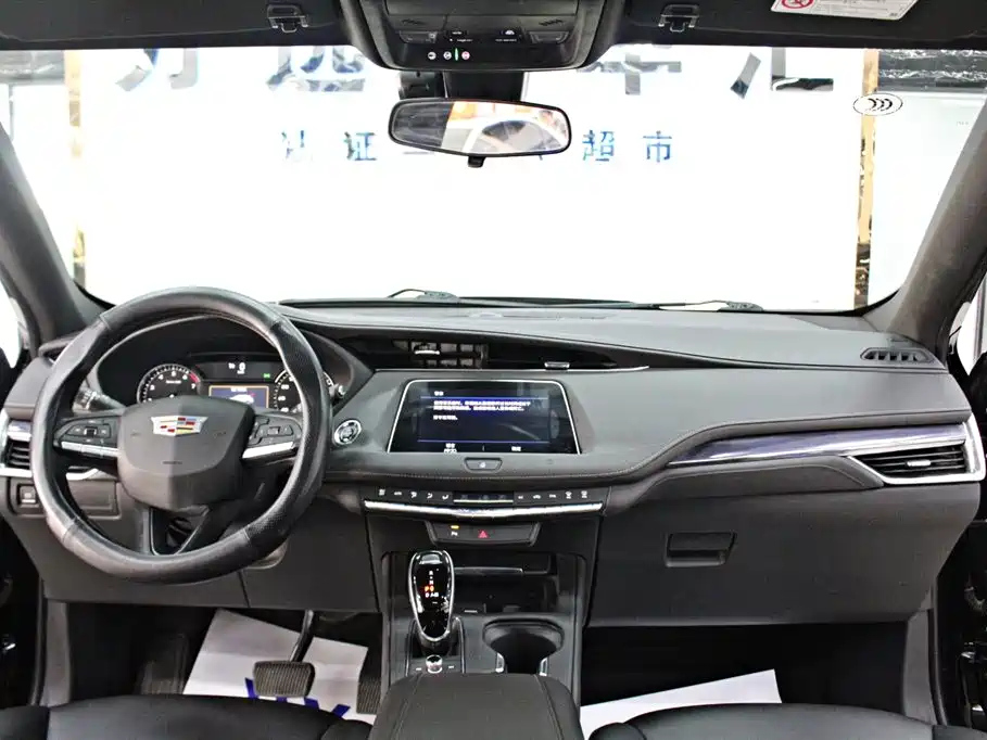 CADILLAC XT4 2020