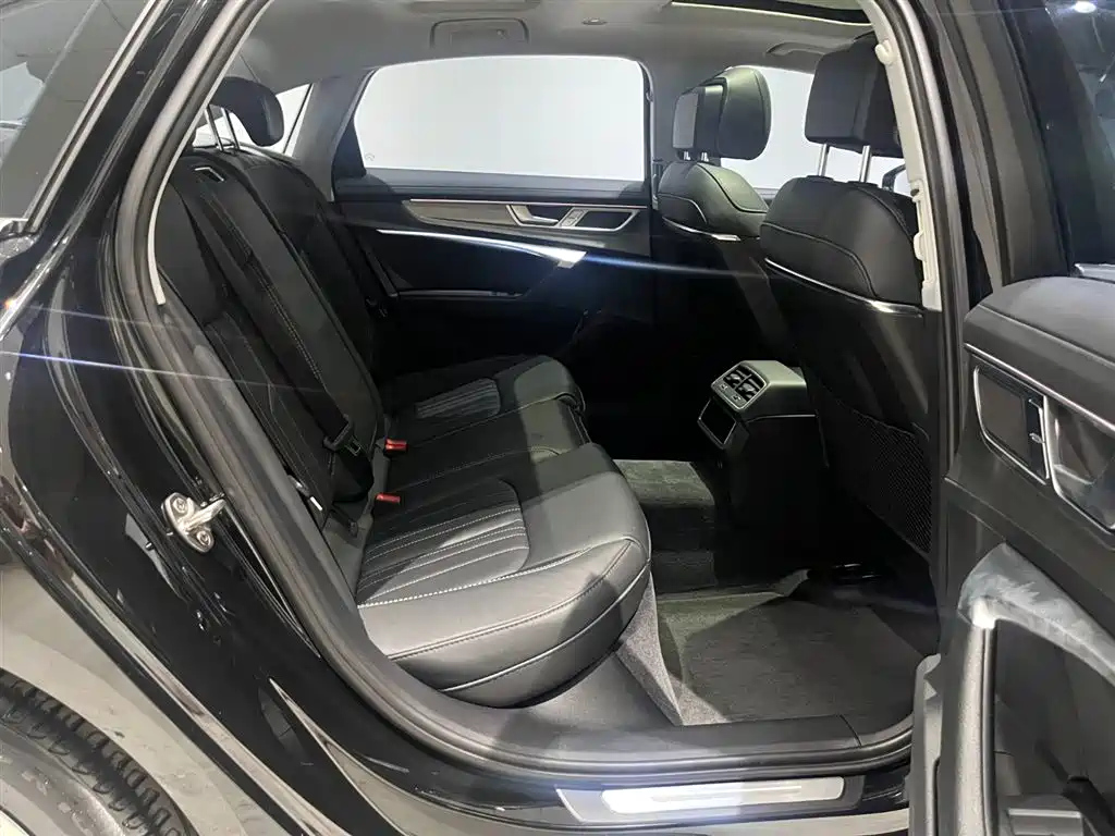 AUDI A6L 2023