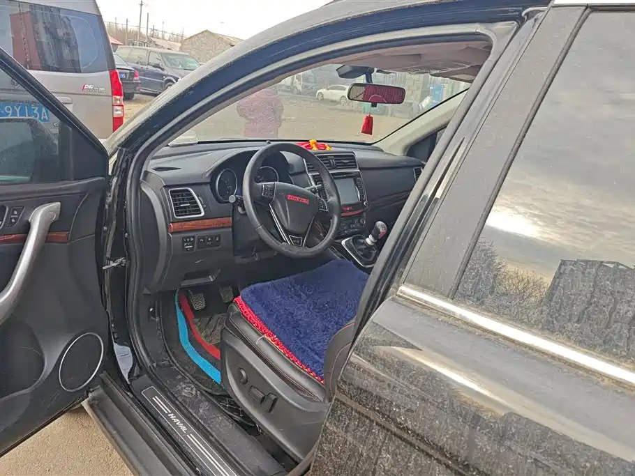 HAVAL H6 2015