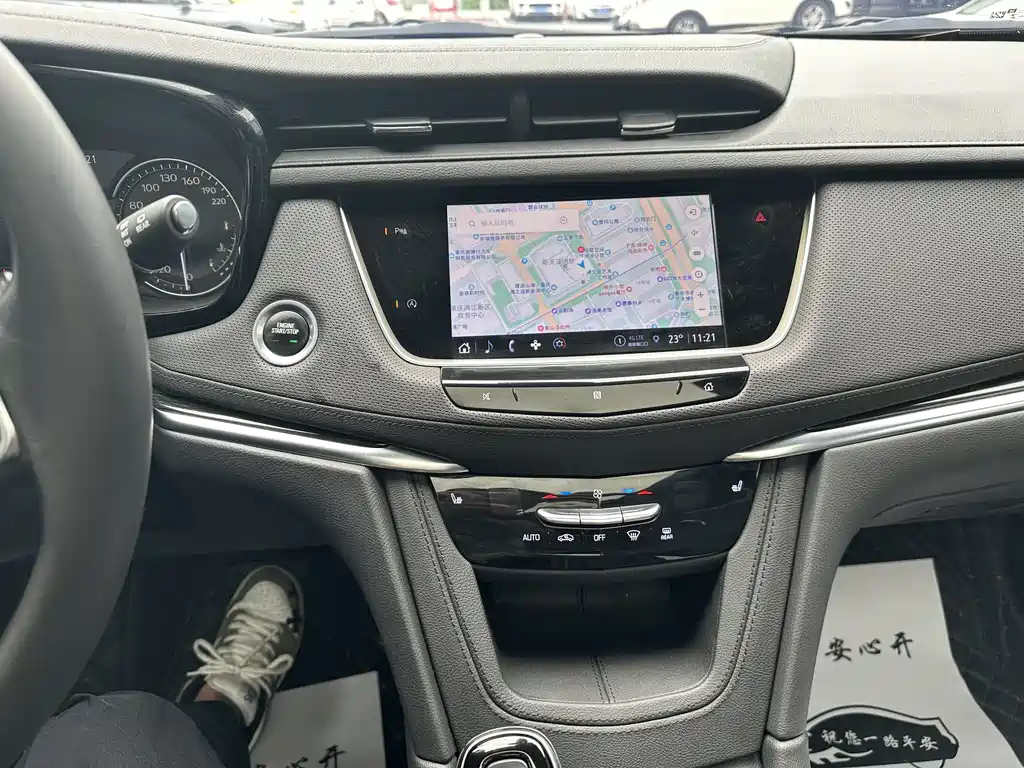 CADILLAC XT5 2021