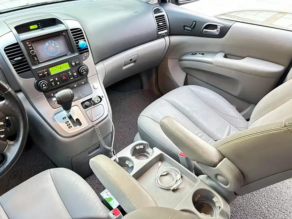 KIA VQ 2011