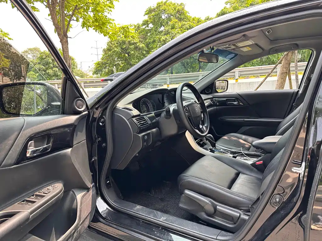 HONDA ACCORD 2017