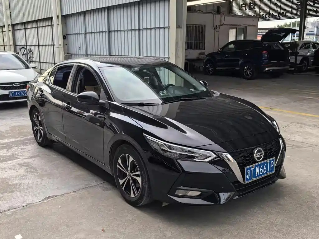 NISSAN SYLPHY 2020