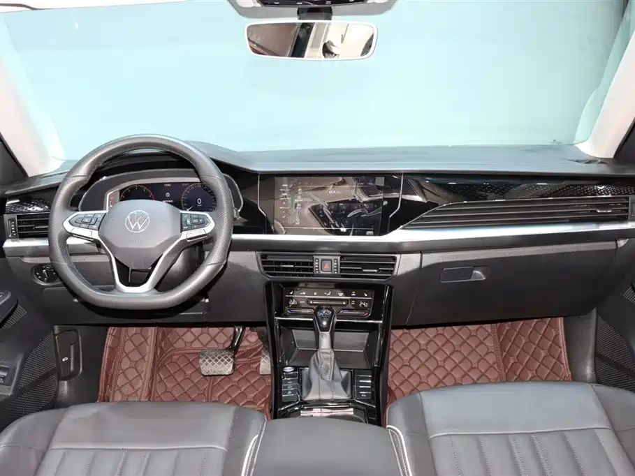 VOLKSWAGEN PASSAT 2022