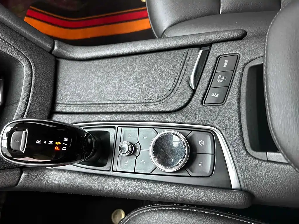 CADILLAC XT5 2021